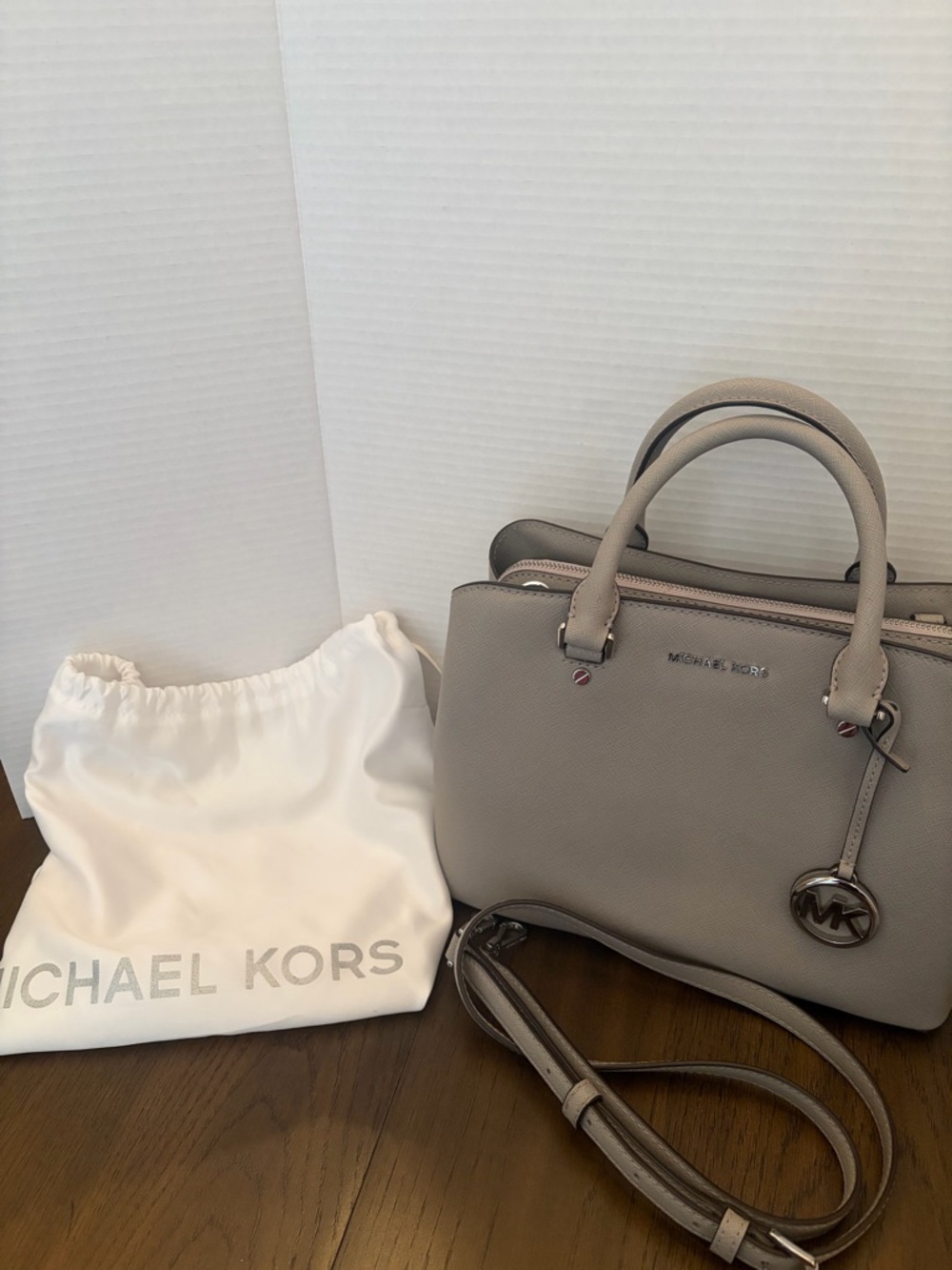 Michael Kors Light Gray Leather Satchel with MK Charm - Picture 2 of 4